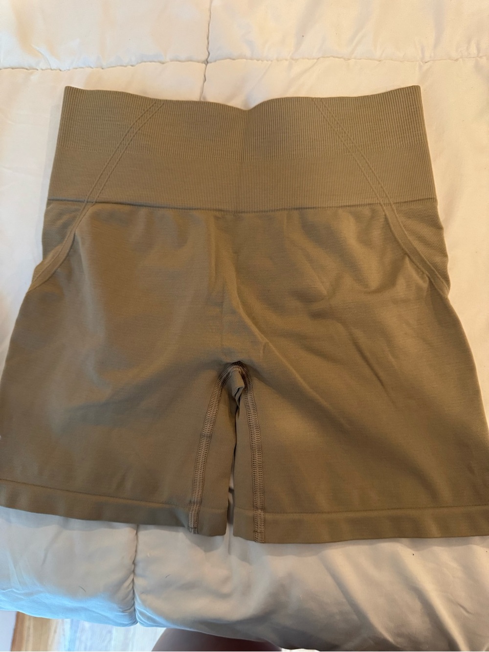 Oner active effortless shorts in Warm sand
